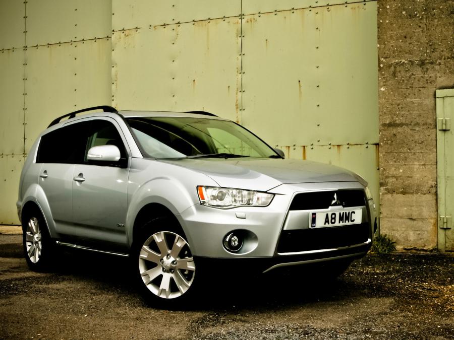  Mitsubishi Outlander 2009 года  (UK) (фото 1 из 5)